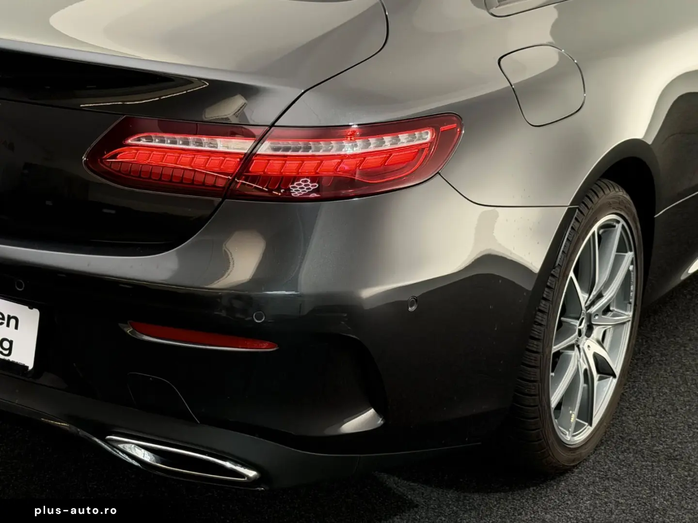 MERCEDES-BENZ E300d Coupe 4M. AMG LINE 360 -PANO-LED&hellip;