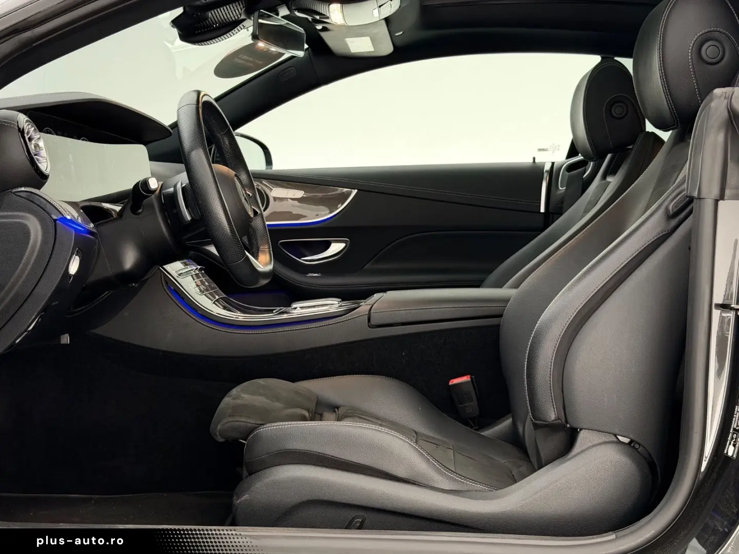 MERCEDES-BENZ E300d Coupe 4M. AMG LINE 360 -PANO-LED&hellip;