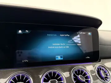 MERCEDES-BENZ E300d Coupe 4M. AMG LINE 360 -PANO-LED…