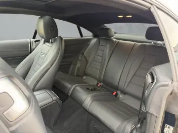 MERCEDES-BENZ E 53 AMG 4Matic BURMESTER PANO HUD LUF…
