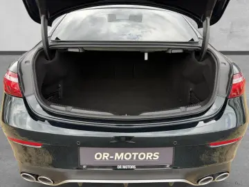 MERCEDES-BENZ E 53 AMG 4Matic BURMESTER PANO HUD LUF…