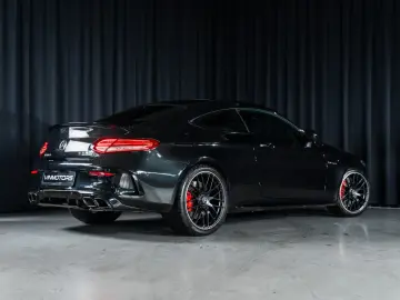 MERCEDES-BENZ C 63S AMG Performance Burmester Carbon…