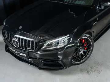 MERCEDES-BENZ C 63S AMG Performance Burmester Carbon…