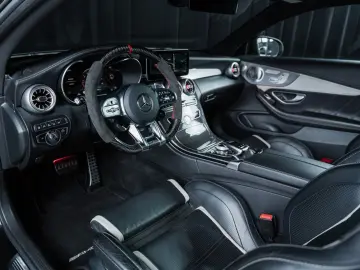 MERCEDES-BENZ C 63S AMG Performance Burmester Carbon…