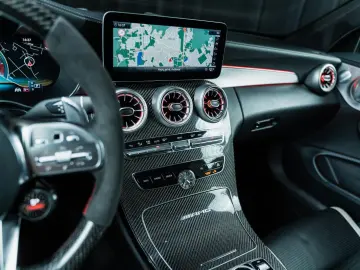 MERCEDES-BENZ C 63S AMG Performance Burmester Carbon…