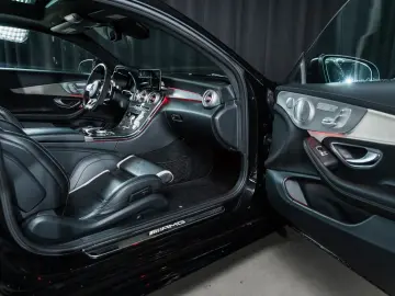 MERCEDES-BENZ C 63S AMG Performance Burmester Carbon…