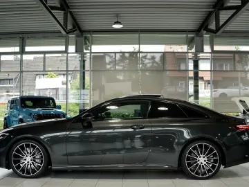 MERCEDES-BENZ E 53 AMG 4M Coupé  2.H  20  Pano Perf-AGA BURM