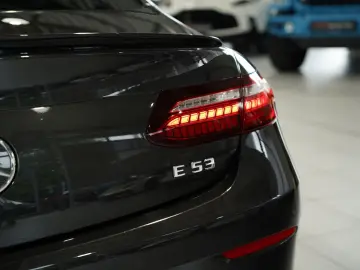 MERCEDES-BENZ E 53 AMG 4M Coupé  2.H  20  Pano Perf-AGA BURM