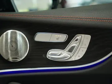 MERCEDES-BENZ E 53 AMG 4M Coupé  2.H  20  Pano Perf-AGA BURM