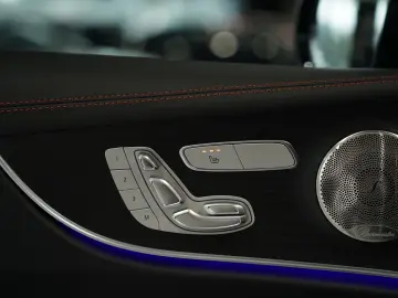 MERCEDES-BENZ E 53 AMG 4M Coupé  2.H  20  Pano Perf-AGA BURM