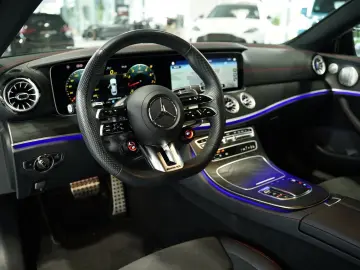 MERCEDES-BENZ E 53 AMG 4M Coupé  2.H  20  Pano Perf-AGA BURM