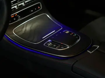 MERCEDES-BENZ E 53 AMG 4M Coupé  2.H  20  Pano Perf-AGA BURM