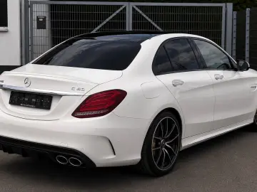 MERCEDES-BENZ C 43 AMG Burmester 360Grad Headup Pano