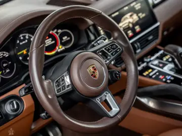 Porsche Cayenne Turbo S E-Hybrid Coupé