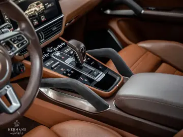 Porsche Cayenne Turbo S E-Hybrid Coupé