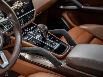Porsche Cayenne Turbo S E-Hybrid Coupé