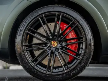 Porsche Cayenne Turbo S E-Hybrid Coupé