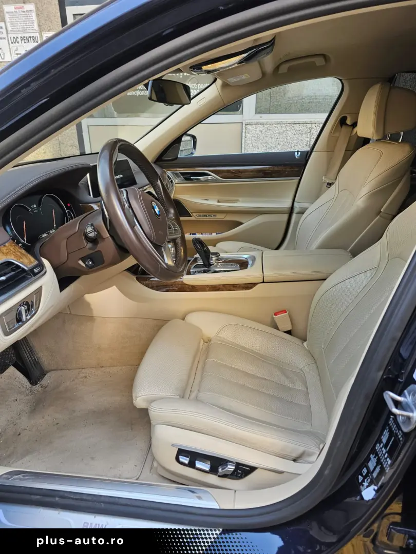 BMW Seria 7 740xD Carbon Core