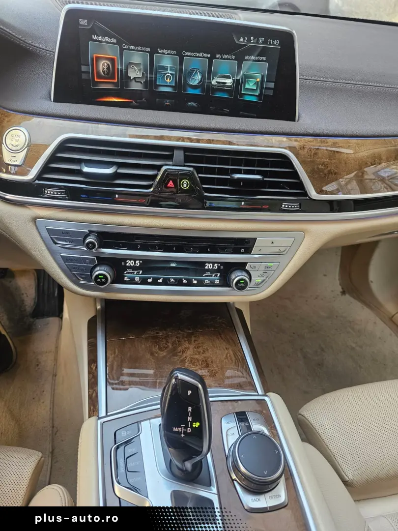 BMW Seria 7 740xD Carbon Core