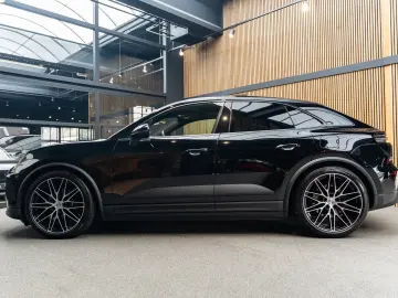 Porsche Macan 4