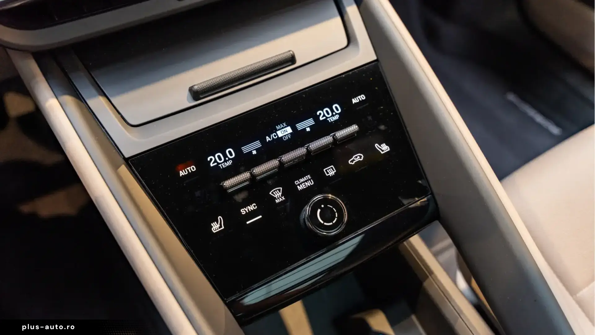 Porsche Macan 4
