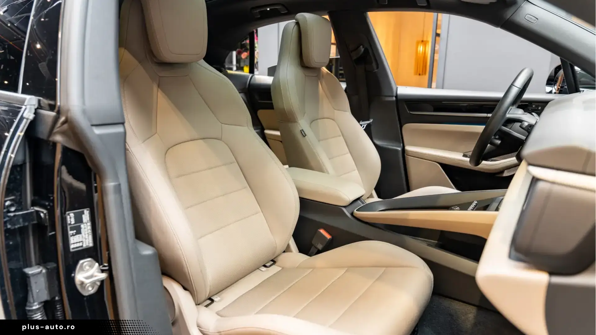 Porsche Macan 4