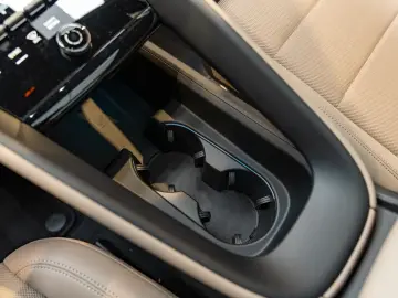 Porsche Macan 4