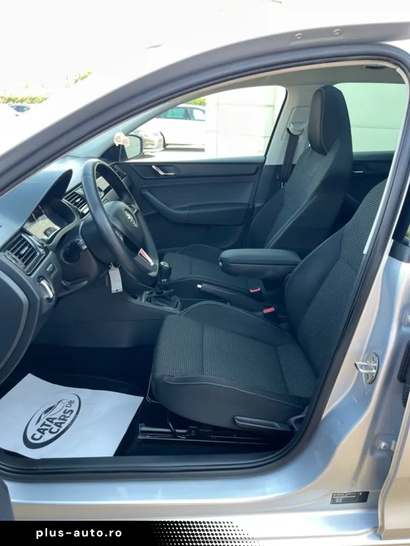 Skoda Rapid 1.2TSI  86CP  Climatronic  Comenzi volan  Panora