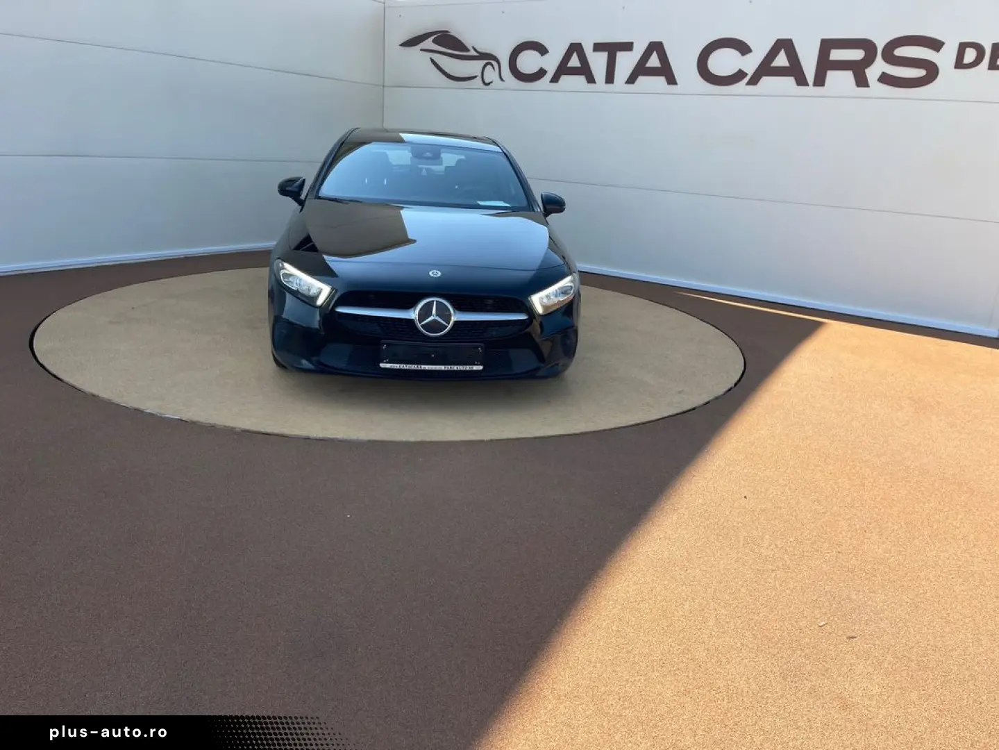 Mercedes-Benz A-220