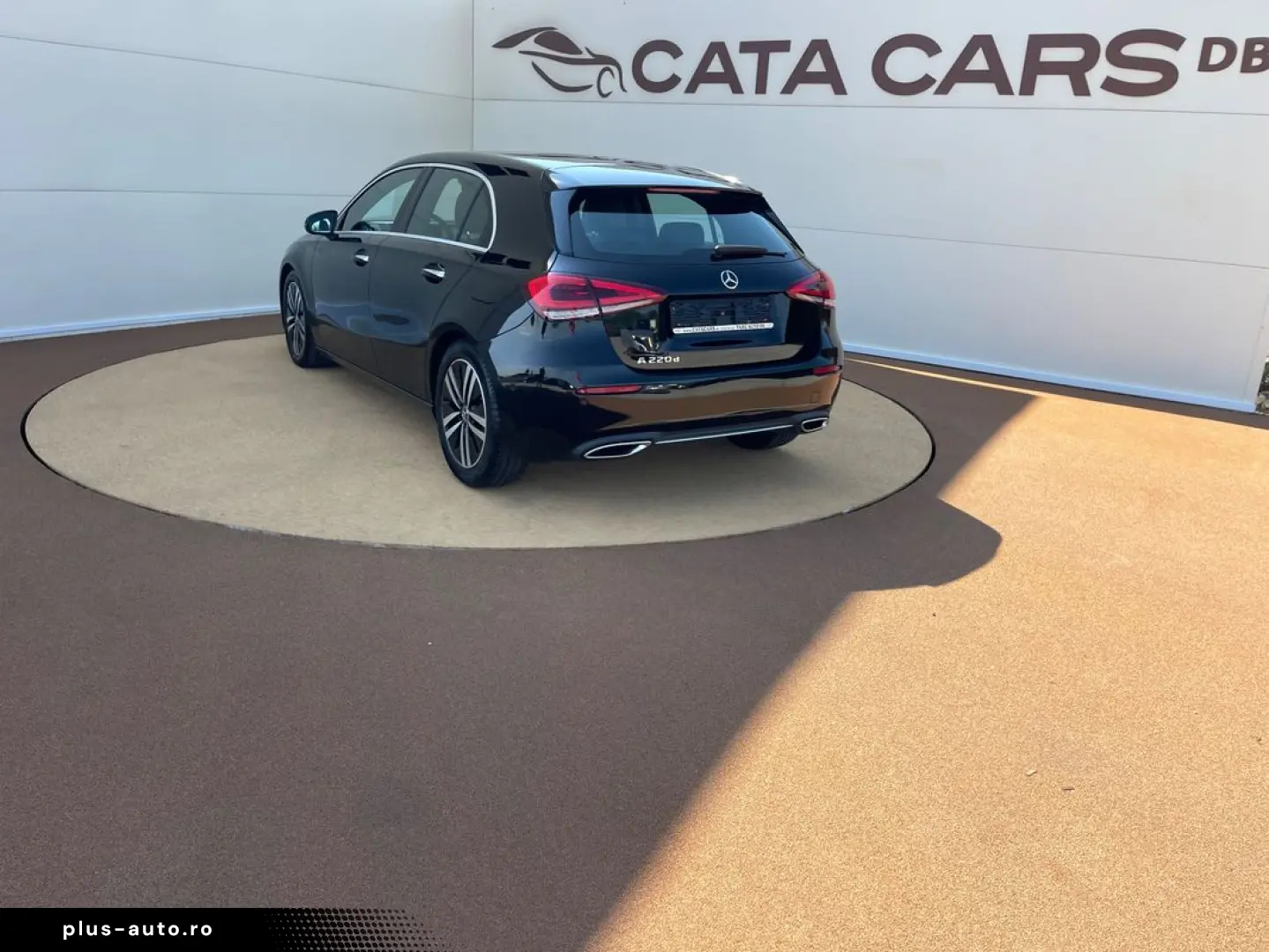 Mercedes-Benz A-220