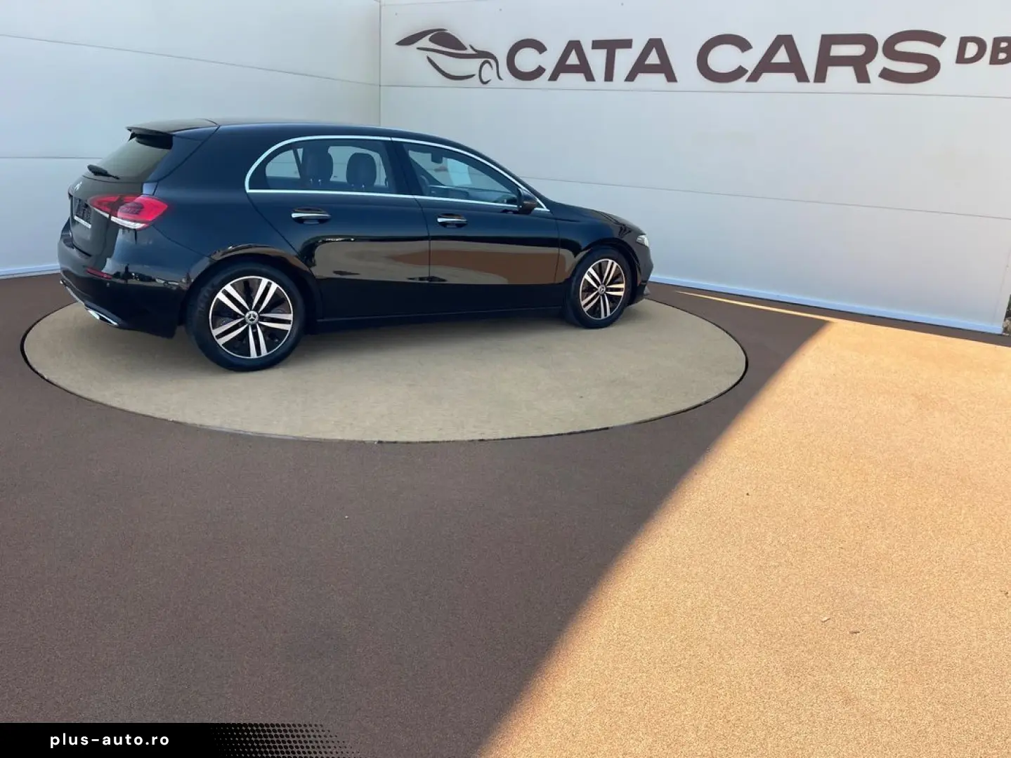 Mercedes-Benz A-220