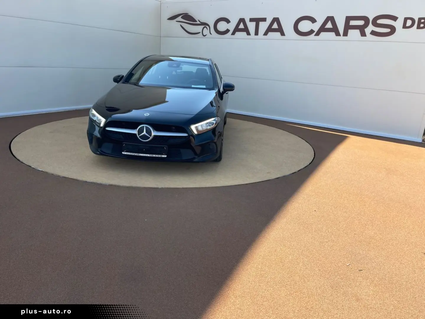 Mercedes-Benz A-220