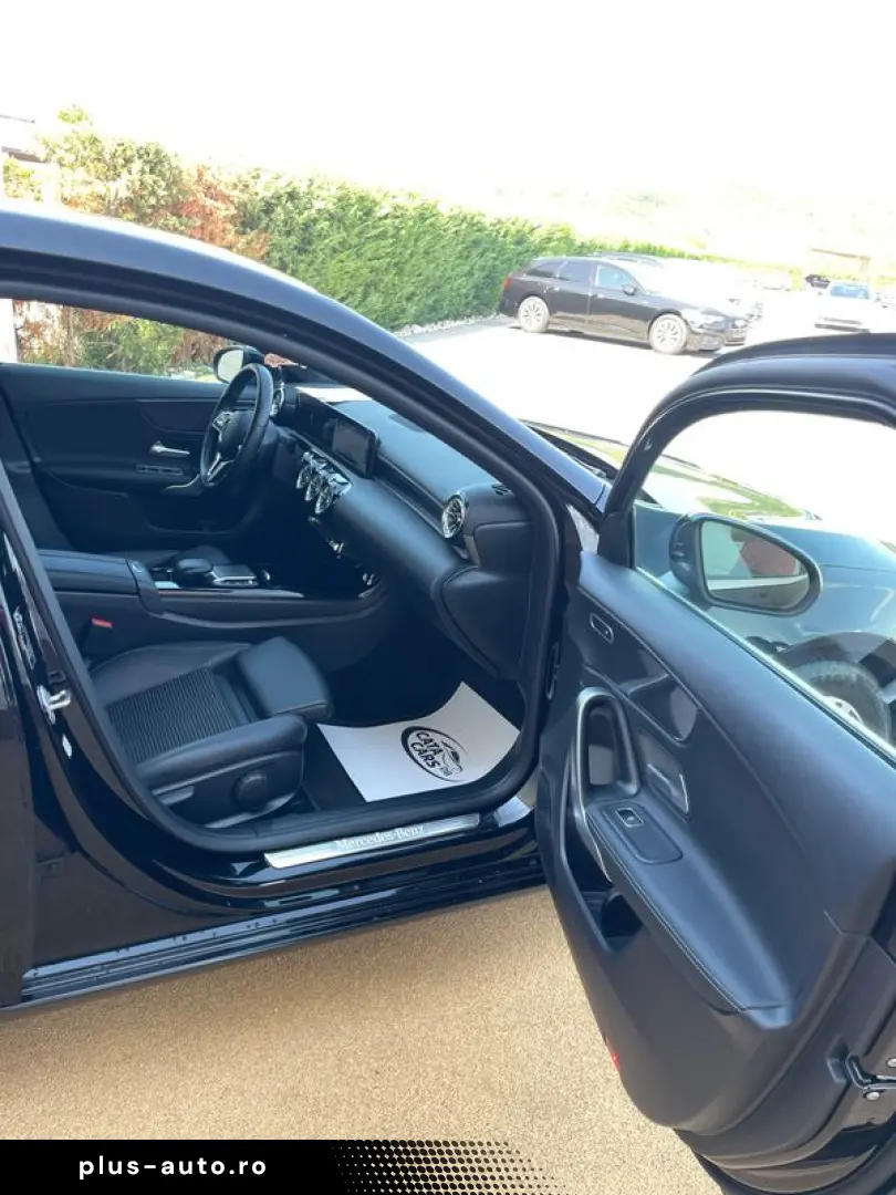 Mercedes-Benz A-220