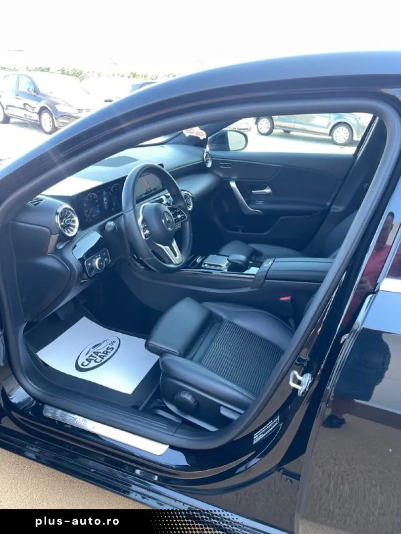 Mercedes-Benz A-220