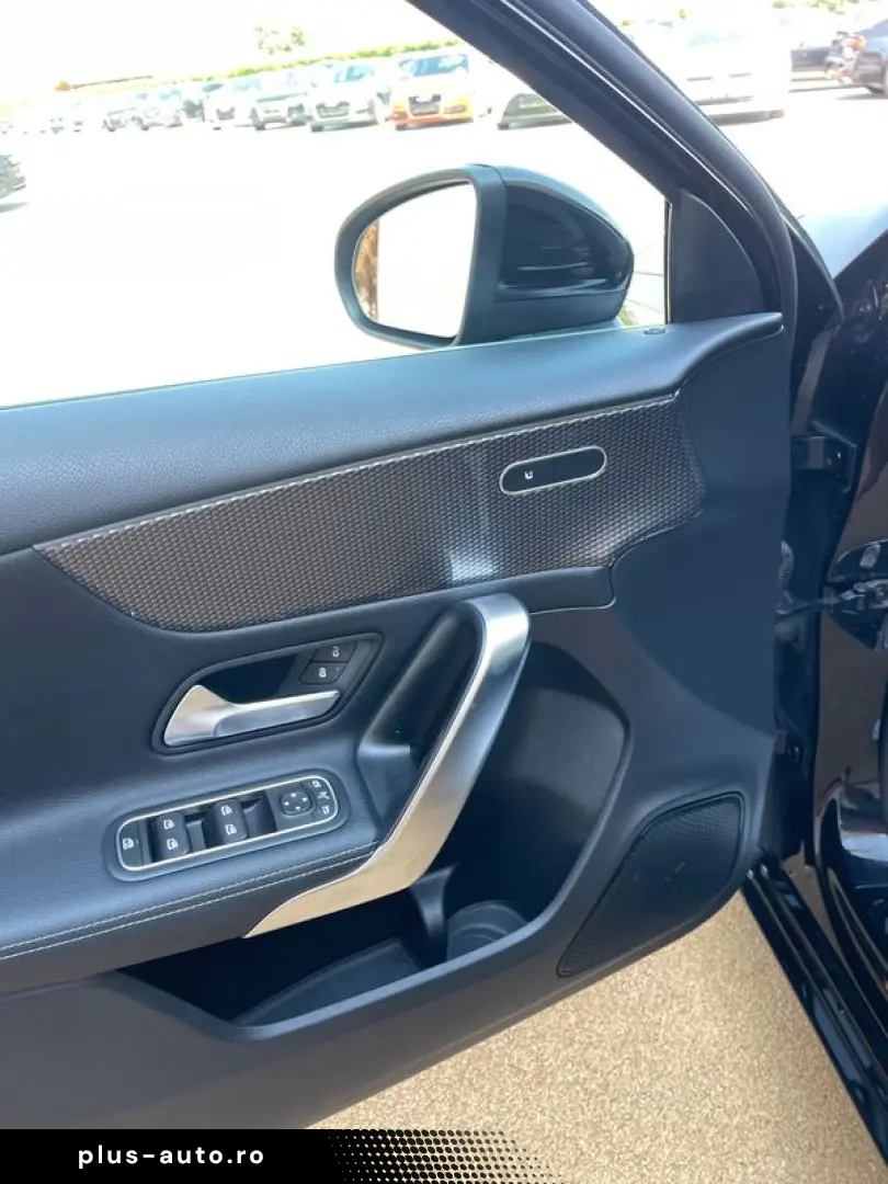 Mercedes-Benz A-220