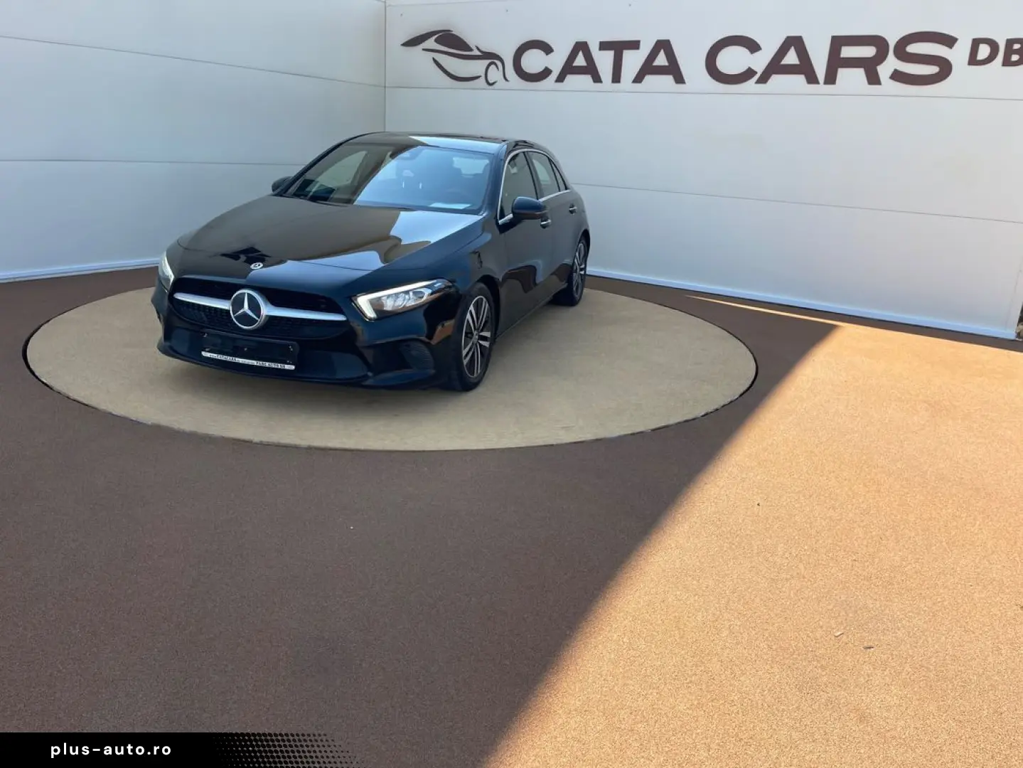 Mercedes-Benz A-220