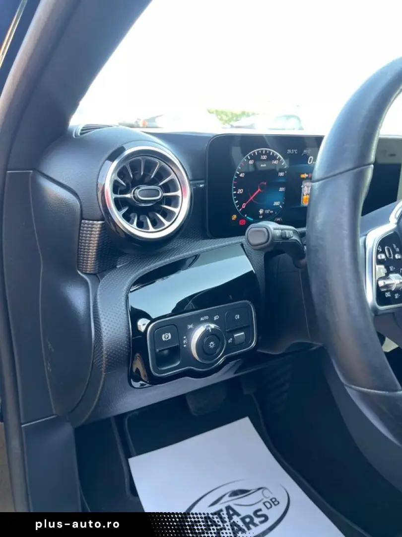 Mercedes-Benz A-220