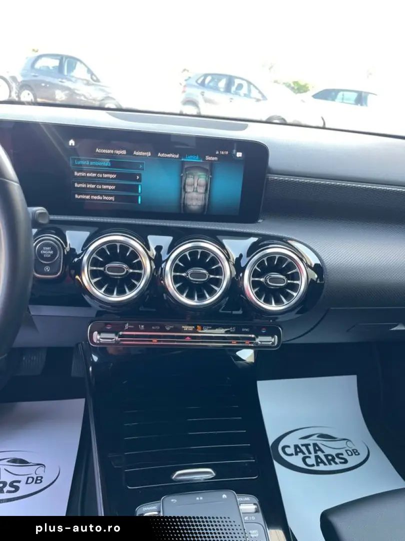 Mercedes-Benz A-220