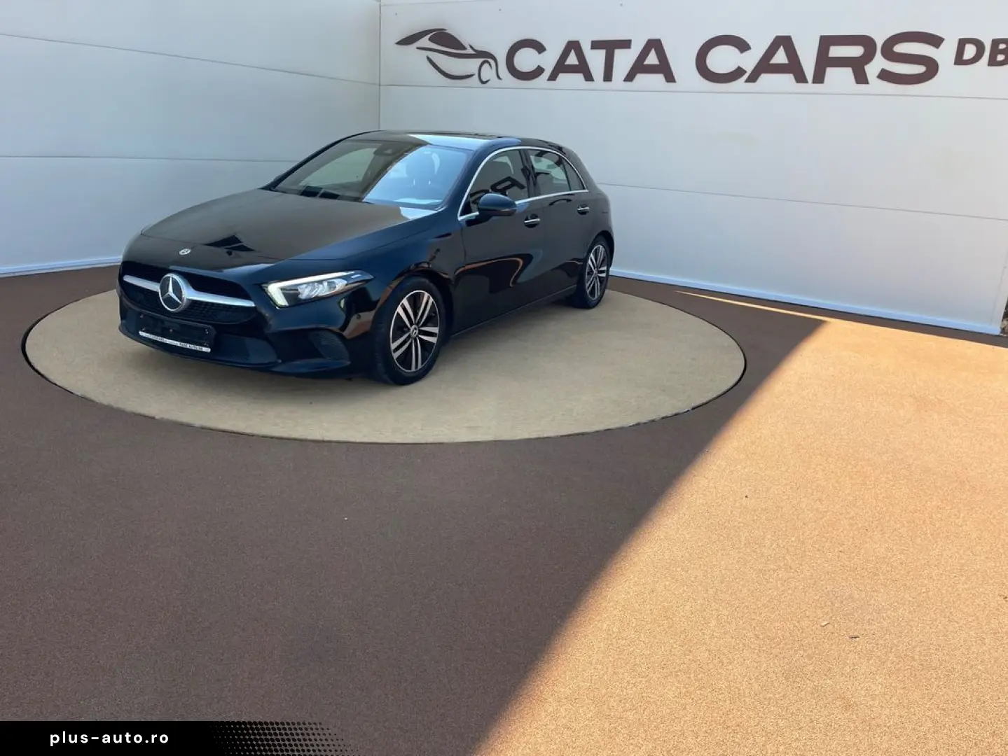 Mercedes-Benz A-220