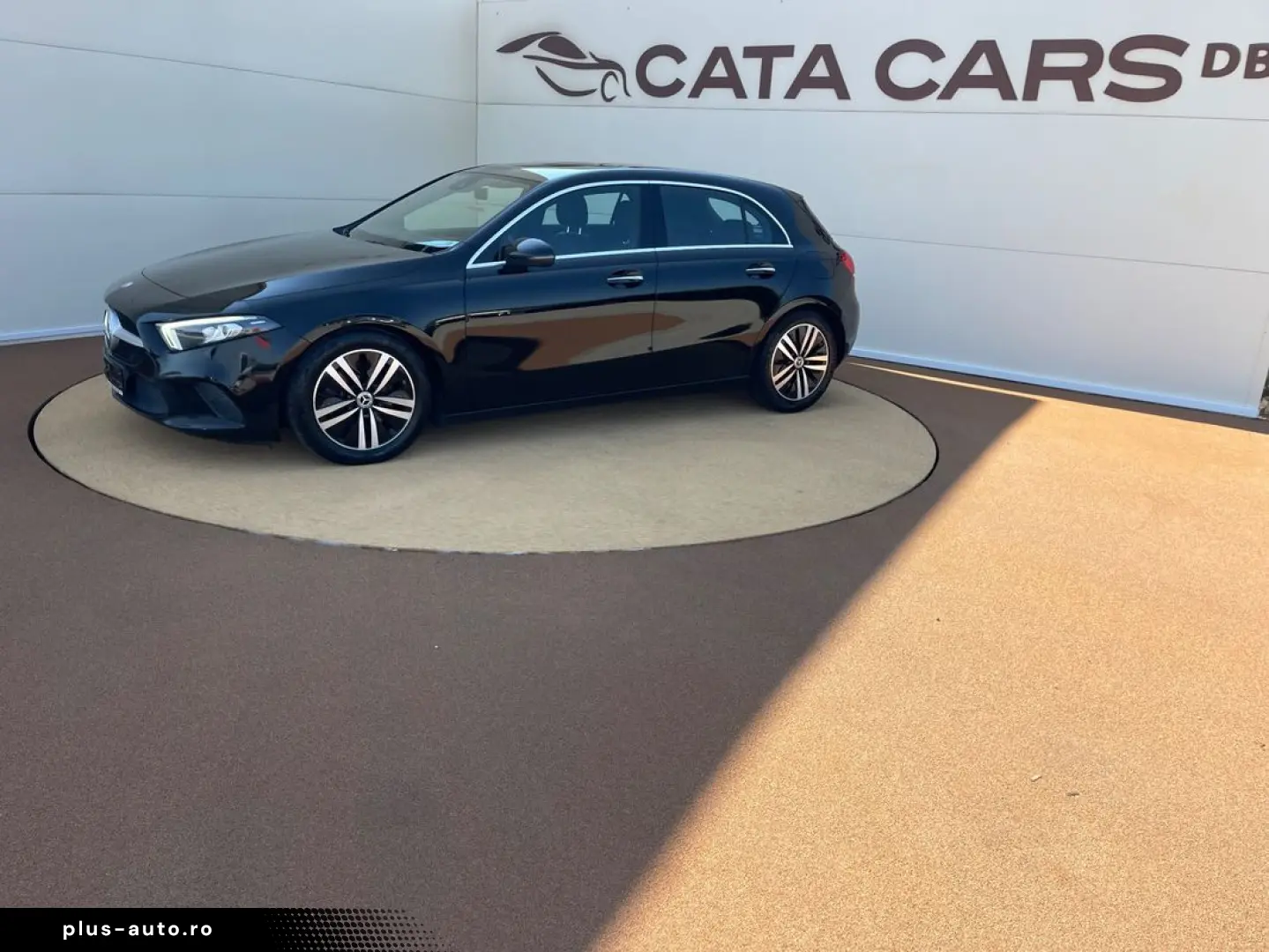 Mercedes-Benz A-220