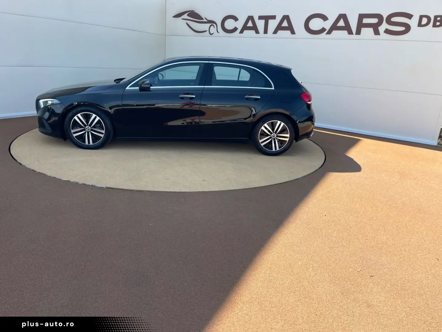 Mercedes-Benz A-220