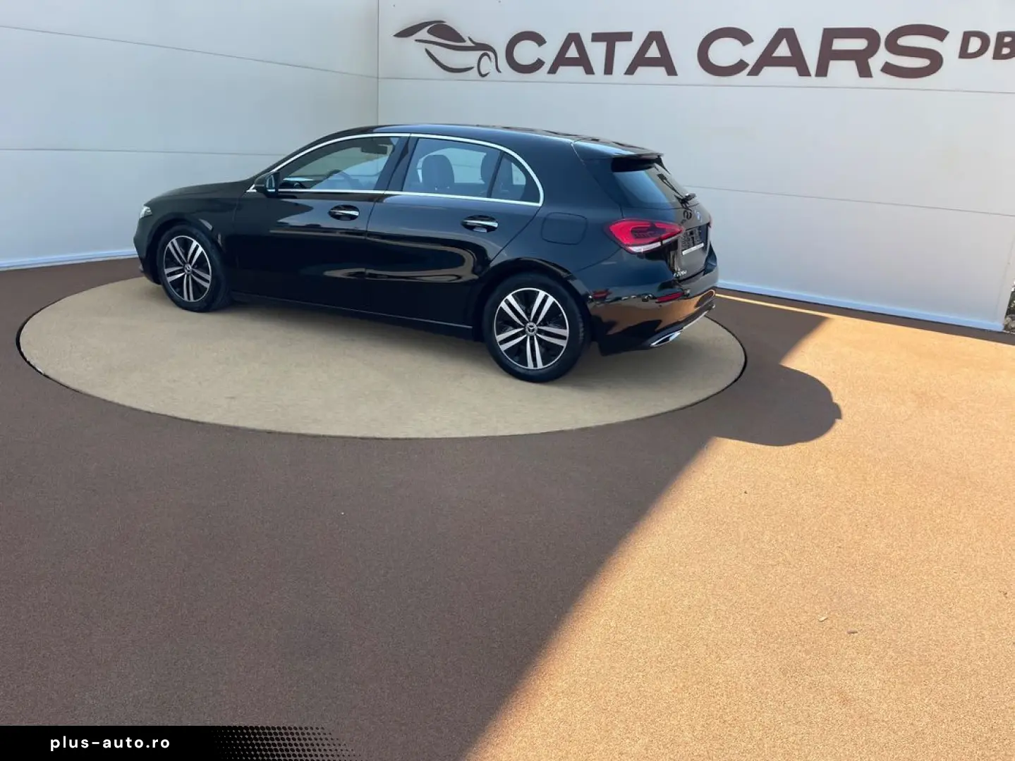 Mercedes-Benz A-220