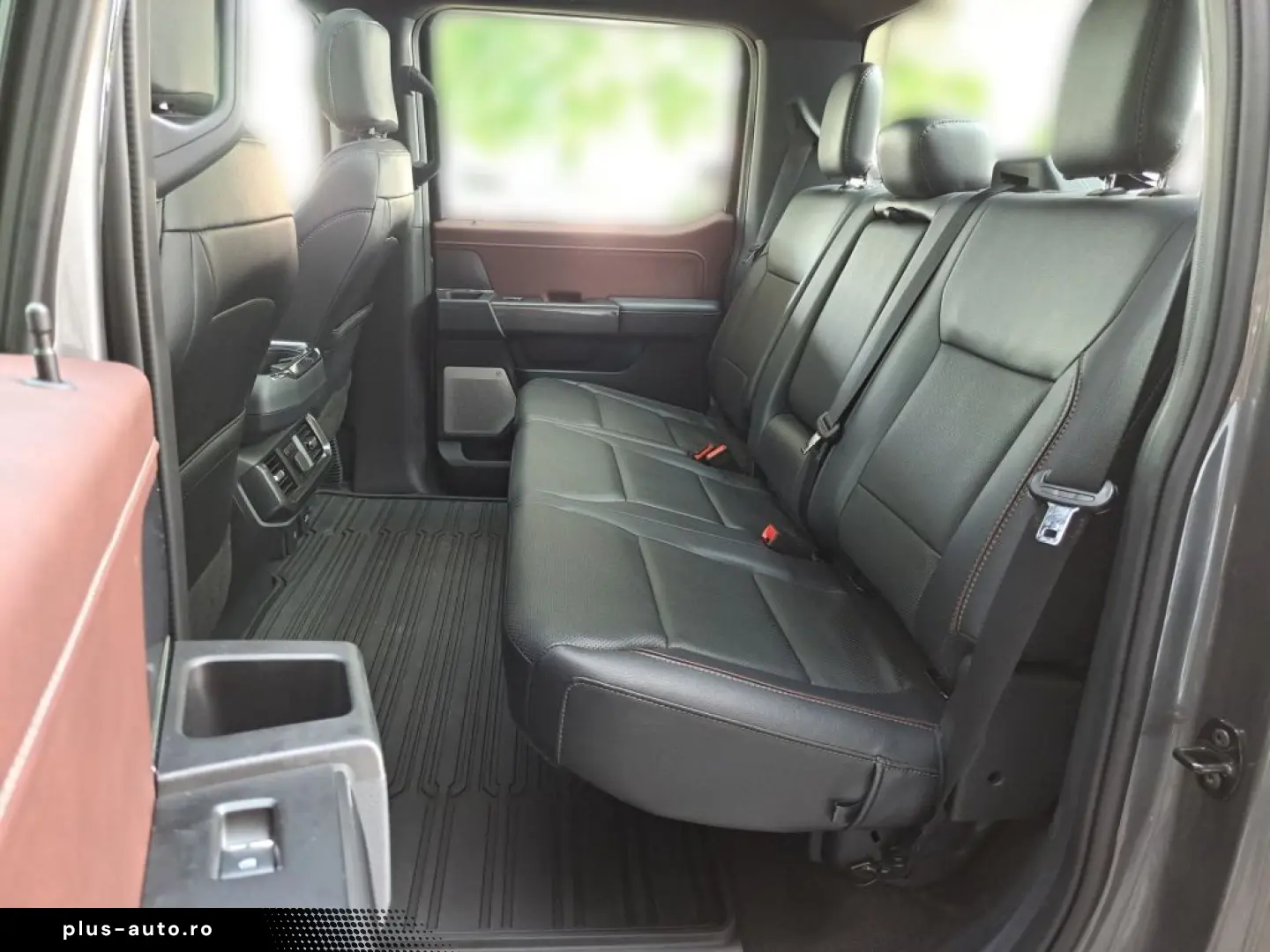 FORD F-150 5 0L Ti-VCT V8 SuperCrew Lariat FX4 EU