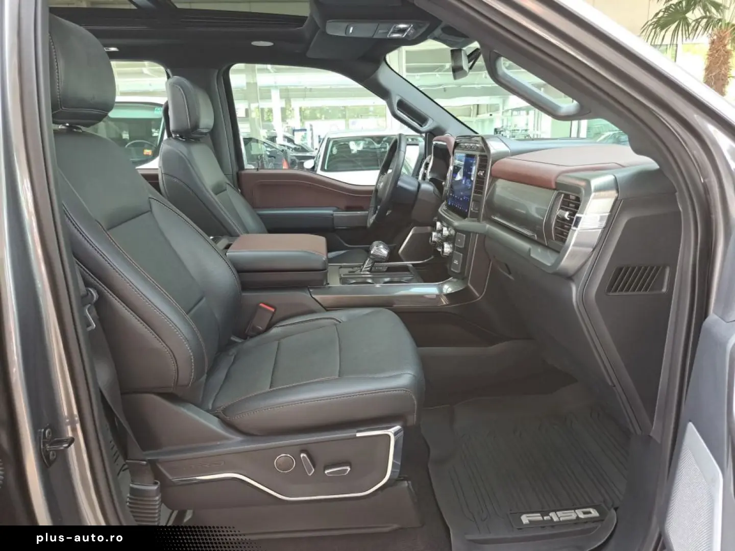 FORD F-150 5 0L Ti-VCT V8 SuperCrew Lariat FX4 EU