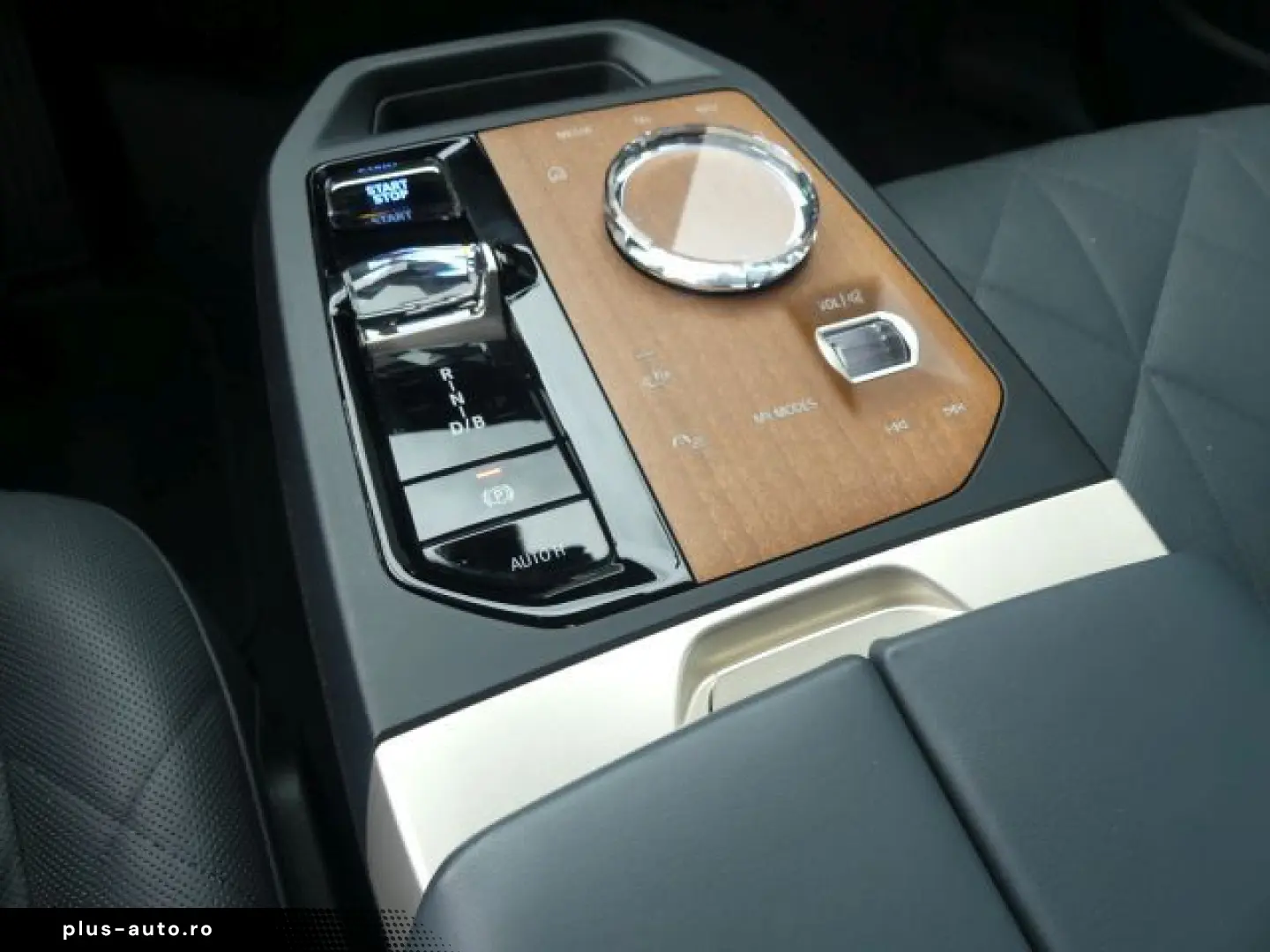 BMW iX xDrive50 Sportpak.AHK LASER PANO
