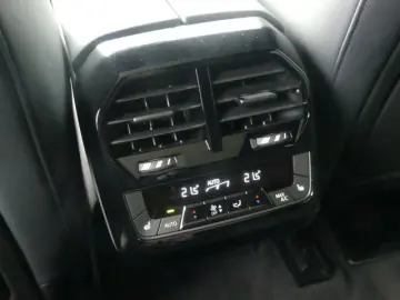 BMW iX xDrive50 Sportpak.AHK LASER PANO