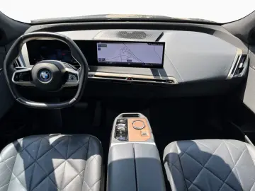 BMW iX xDrive50