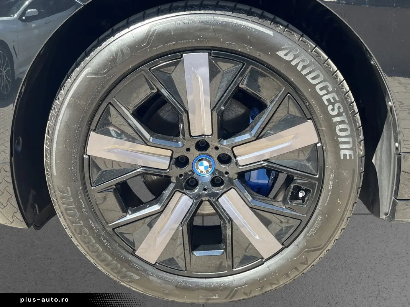BMW iX xDrive50