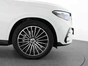MERCEDES-BENZ GLC 300 e 4M AMG Premium