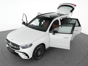 MERCEDES-BENZ GLC 300 e 4M AMG Premium
